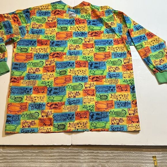 Bundle of 2 scrub tops vintage size XL - Picture 7 of 12